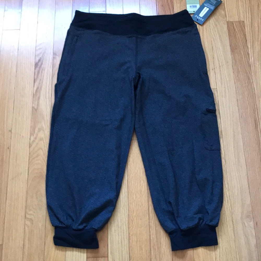Yoga pants, Heather grey